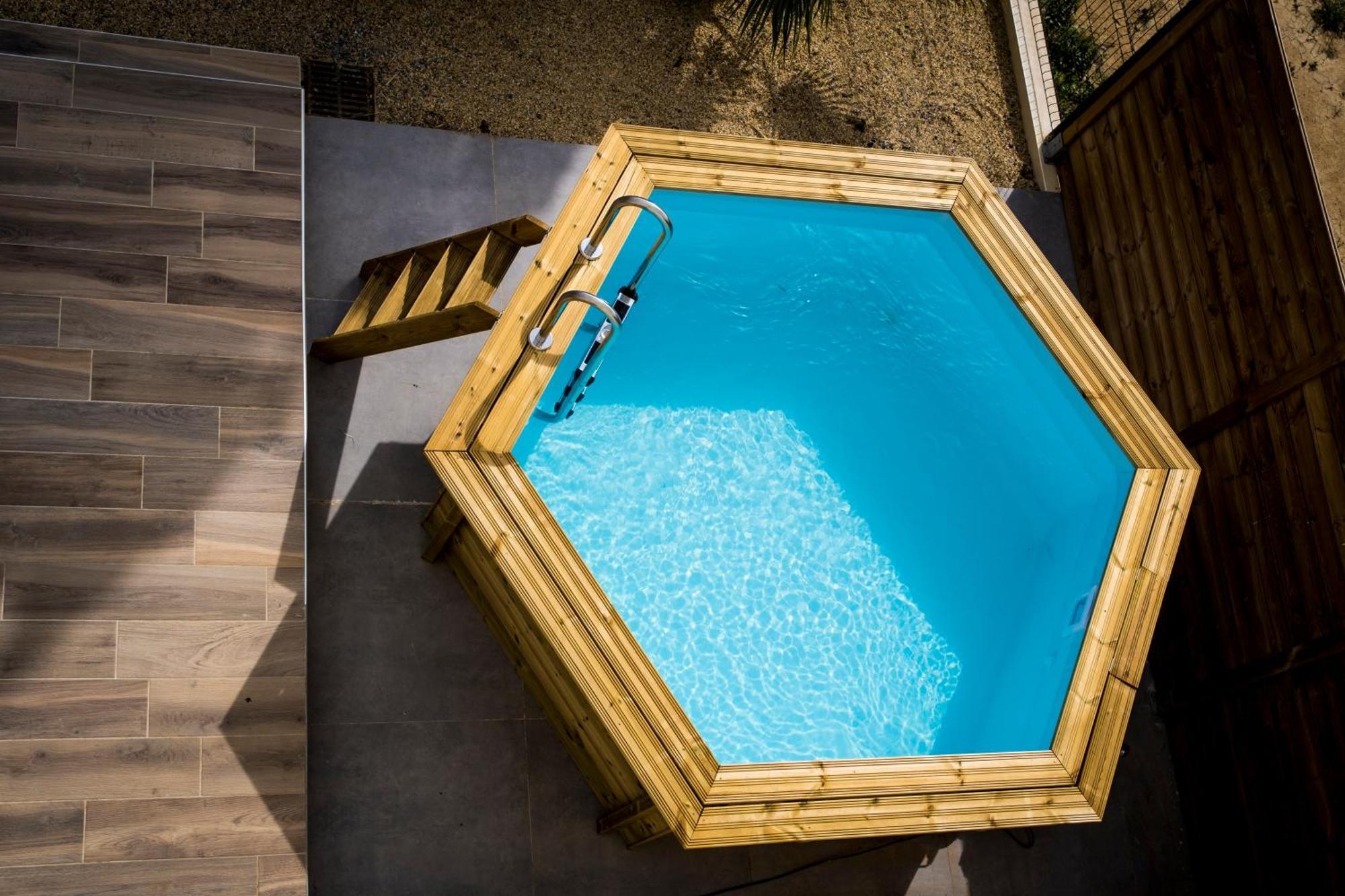 Domaine De Merins, 10 Couchages Avec Piscine, Face A La Riviere, A 4Km De La Plage Fleury  Ngoại thất bức ảnh